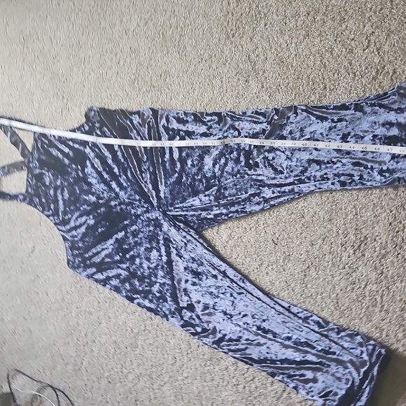 Urban Outfitters Tania Shapeless Velvet Square Neck Overall Jumpsuit Navy S - Picture 6 of 6